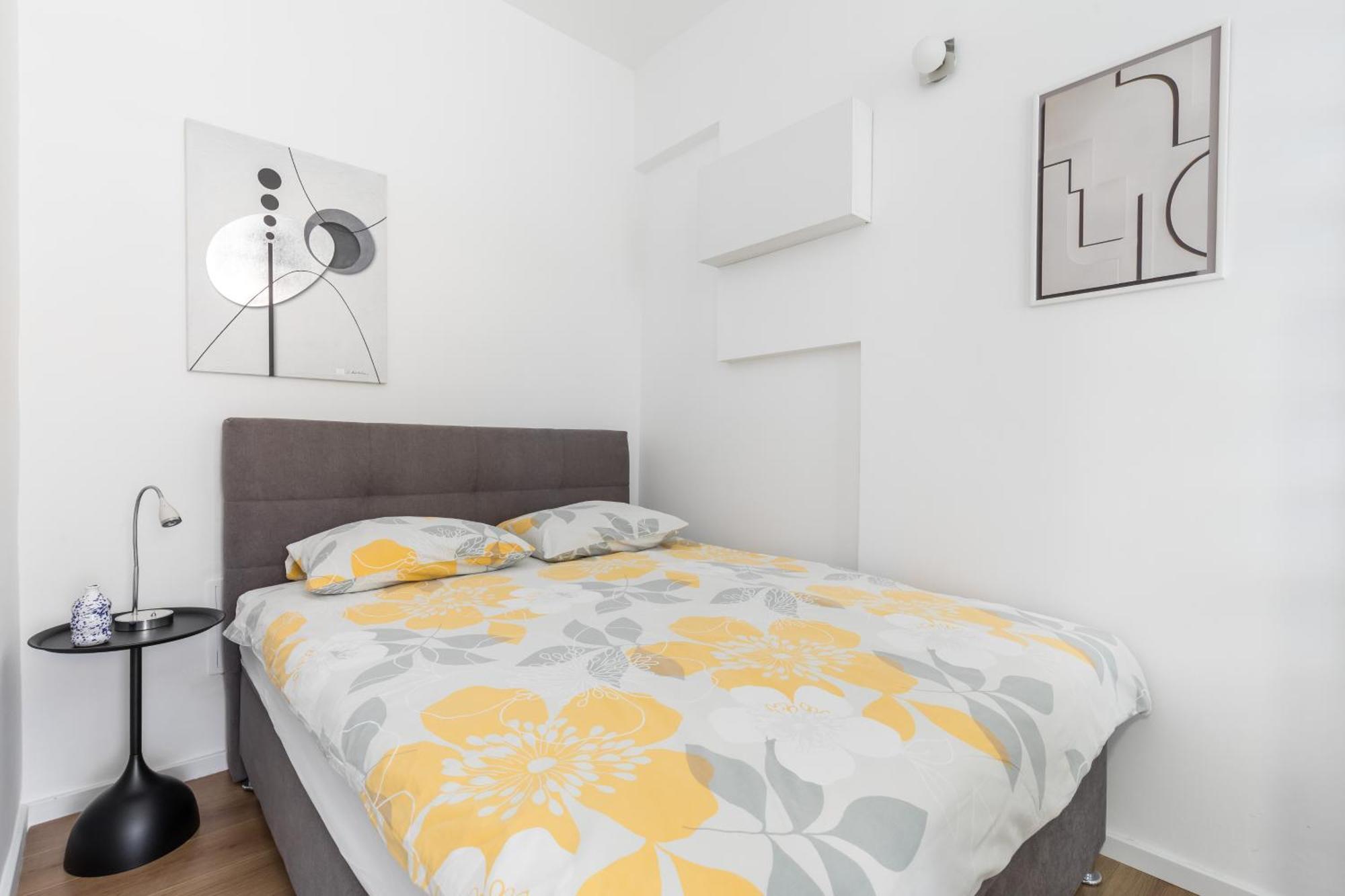 Apartment Modern Studio Near Znjan Beach Spalato Esterno foto